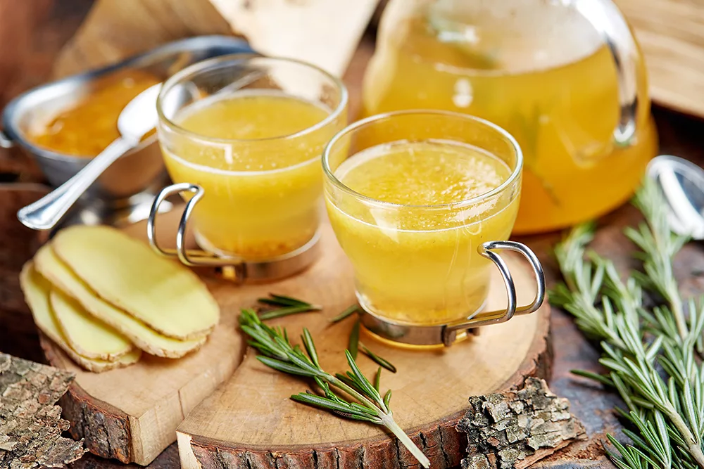 Согревающие напитки для похудения: 5 рецептов без сахара, которые ускорят метаболизм