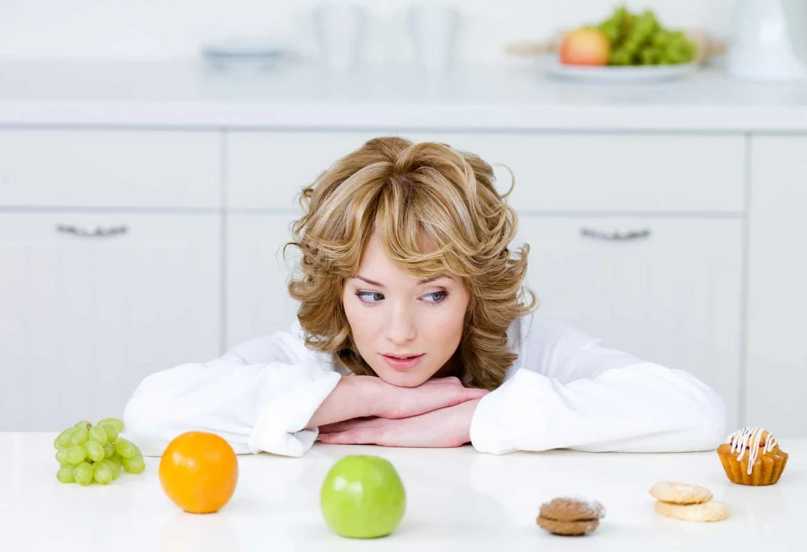 Что нельзя есть натощак: правила безопасного завтрака